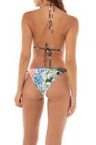 Thumbnail - Wats-Bottom-de-Bikini-Aldana-14308-1 - 1